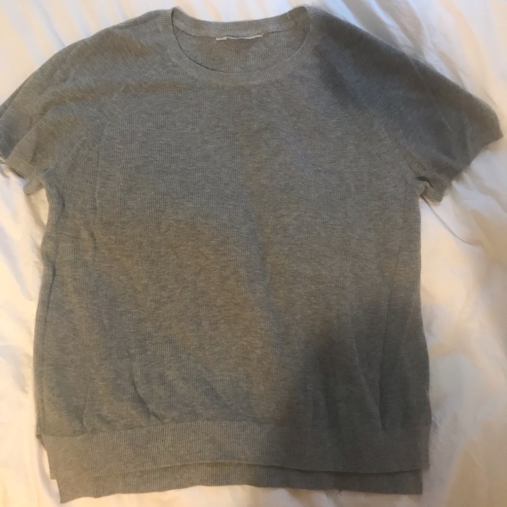 Everlane short sleeve sweater